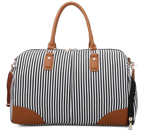 luxury traveling bags for women.